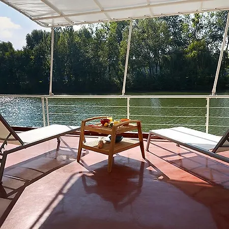 Péniche Daphné's Couette-café 3*